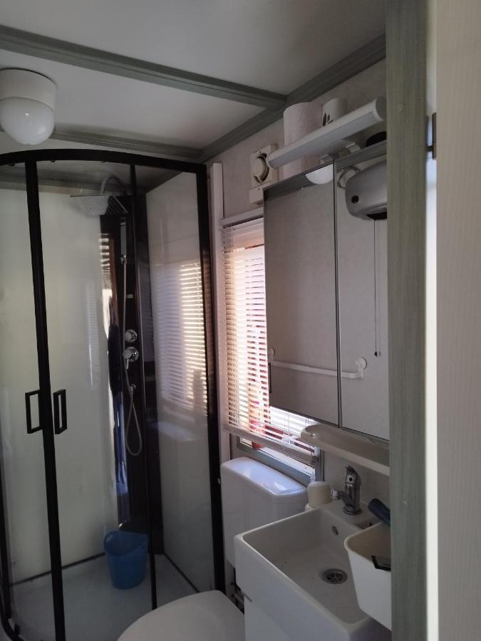 מלון דה האן Chalet Aan Zee מראה חיצוני תמונה
